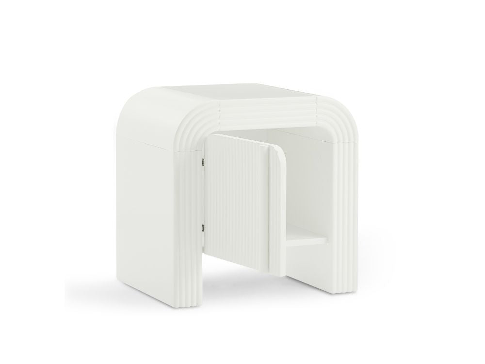 Arlo Nightstand