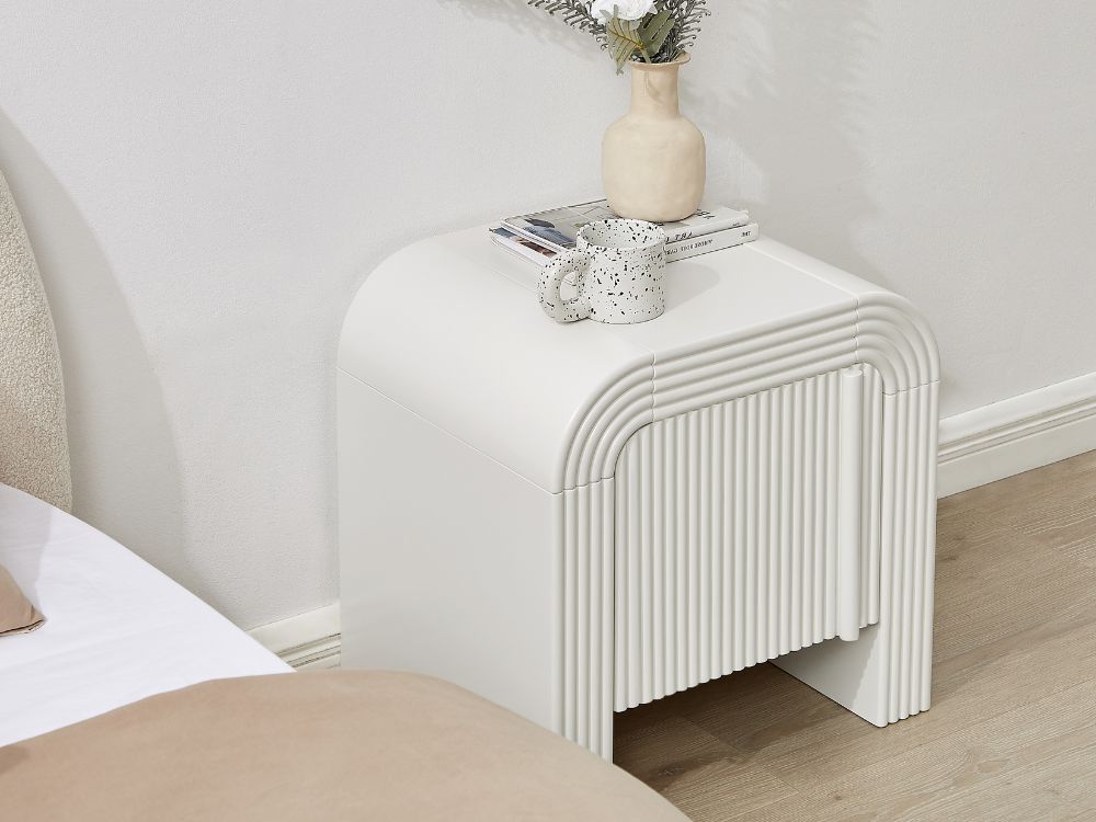 Arlo Nightstand