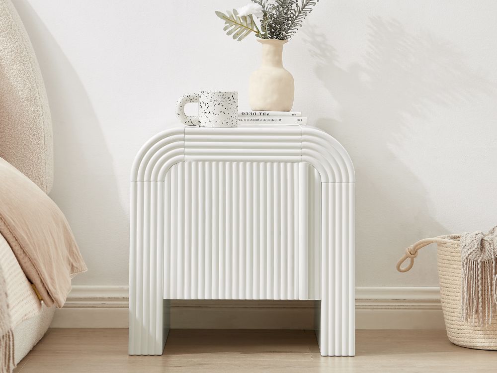 Arlo Nightstand